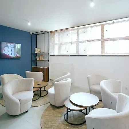 Whiteblue Z Duzym Ogrodkiem - 100 M Od Plazy! Whiteblue Mit Grossem Garten - 100 M Vom Entfernt! Whiteblue S Velkou Zahradou - 100 M Od Plaze! Апартаменты