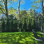 Apartment Whiteblue Z Duzym Ogrodkiem - 100 M Od Plazy! Whiteblue Mit Grossem Garten - 100 M Vom Entfernt! Whiteblue S Velkou Zahradou - 100 M Od Plaze! *