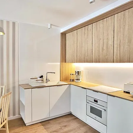 Whiteblue Z Duzym Ogrodkiem - 100 M Od Plazy! Whiteblue Mit Grossem Garten - 100 M Vom Entfernt! Whiteblue S Velkou Zahradou - 100 M Od Plaze! コウォブジェク