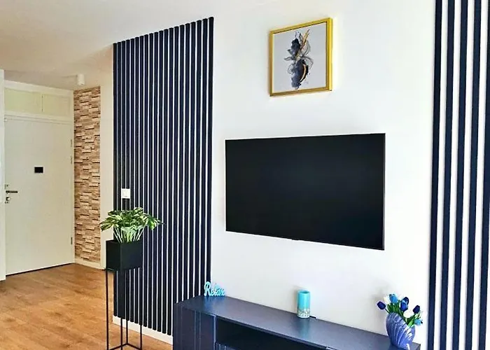 Lägenhet Whiteblue Z Duzym Ogrodkiem - 100 M Od Plazy! Whiteblue Mit Grossem Garten - 100 M Vom Entfernt! Whiteblue S Velkou Zahradou - 100 M Od Plaze! Kołobrzeg