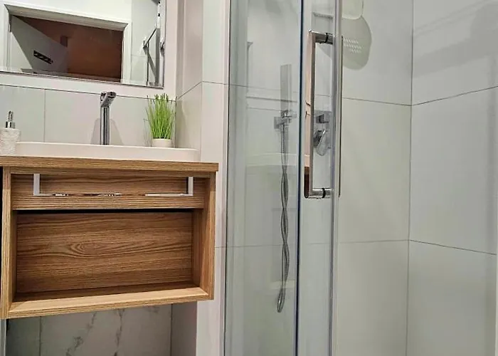 Whiteblue Z Duzym Ogrodkiem - 100 M Od Plazy! Whiteblue Mit Grossem Garten - 100 M Vom Entfernt! Whiteblue S Velkou Zahradou - 100 M Od Plaze!